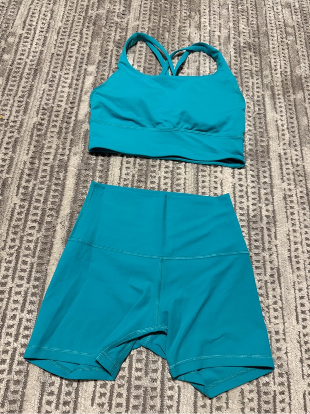 Align shorts and longline energy bra